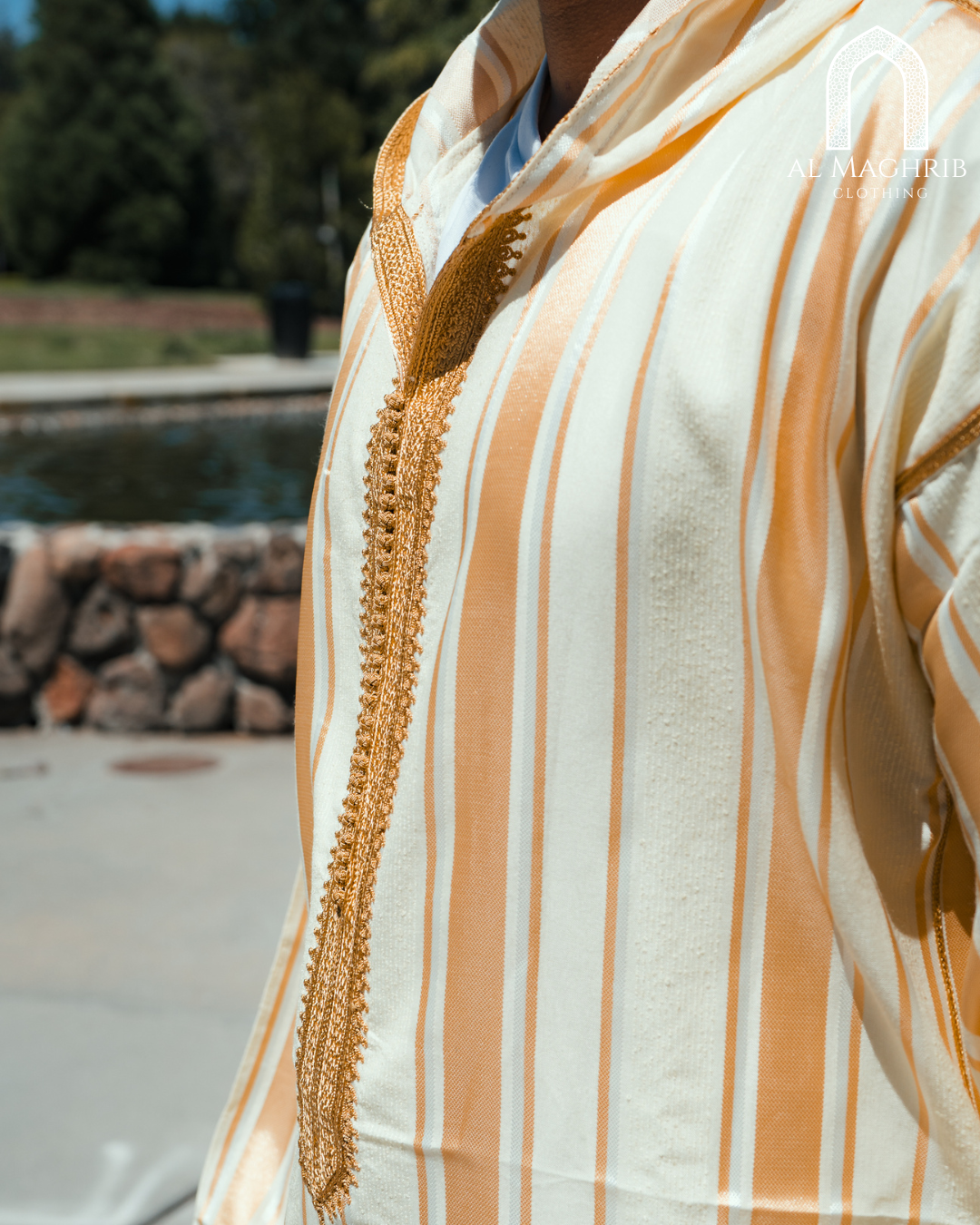 White and Gold Striped Djellaba