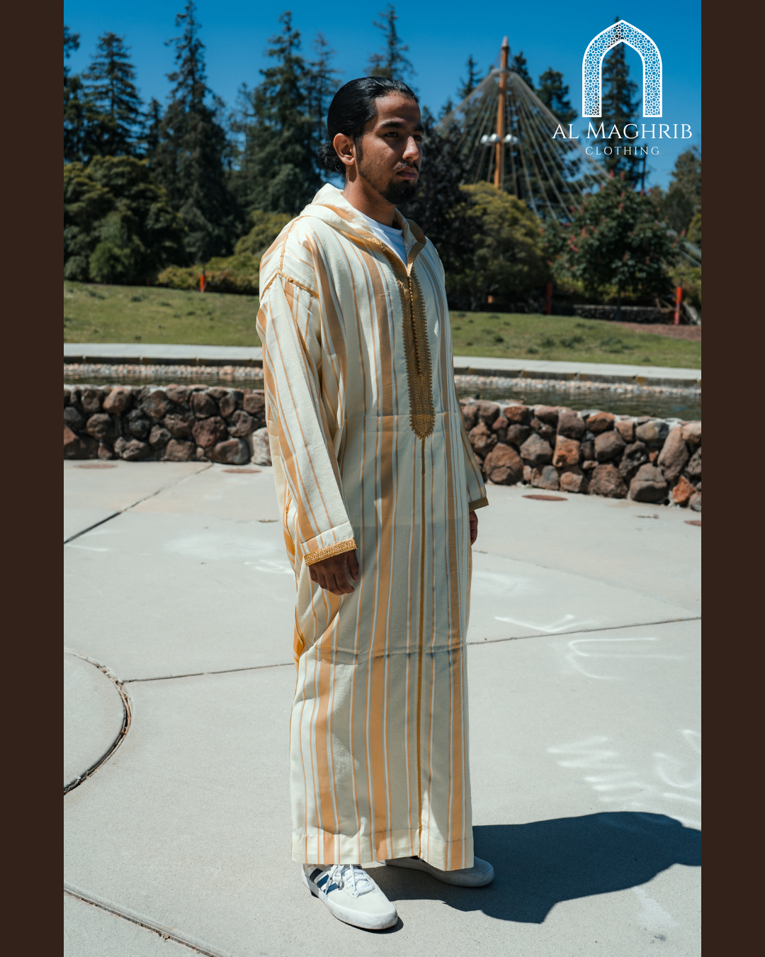 White and Gold Striped Djellaba